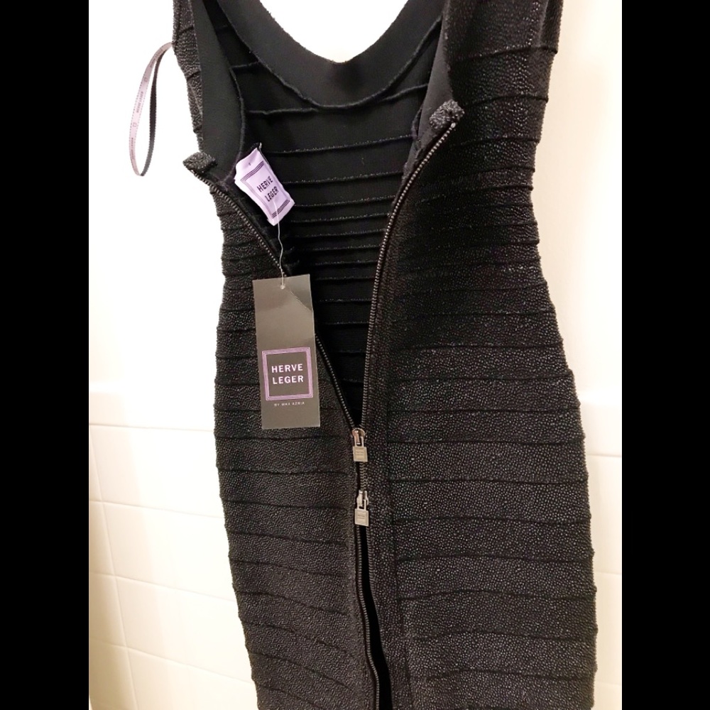 NWOT Herve Leger Black Textured body-con dress - Picture 5 of 9